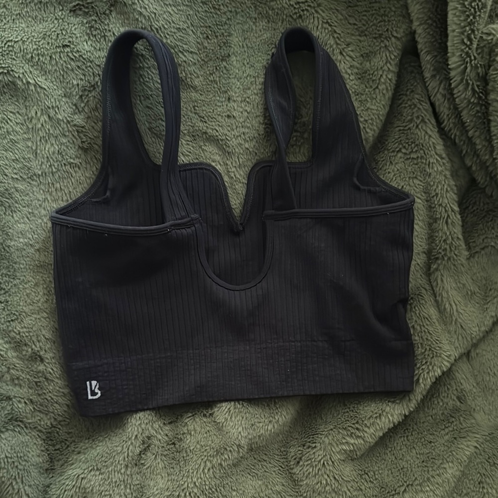BuffBunny Black Ribbed V-Neck Crop Top - Picture 2 of 2